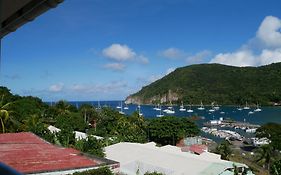 Le Duplex A Deshaies,Vue Mer ,Village A Pieds